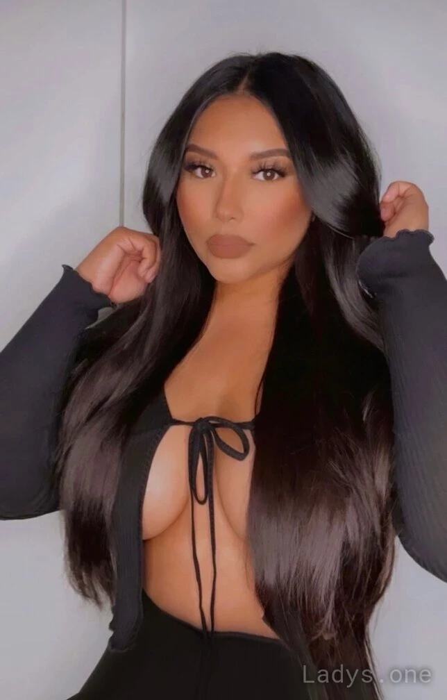Farrah (25) – Call Girl & Independent Escort Service in Evanston - Gallery Photo 4