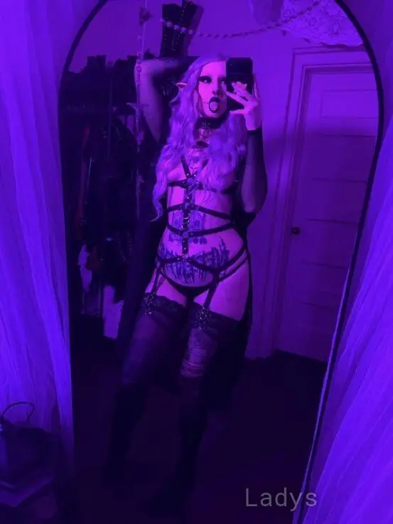 Gothic Princess (23) – Call Girl & Independent Escort Service in Fall River - Gallery Photo 2
