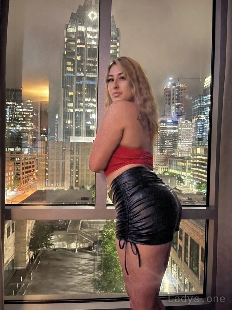 Shanelle Loray (19) – Call Girl & Independent Escort Service in Fargo - Gallery Photo 4