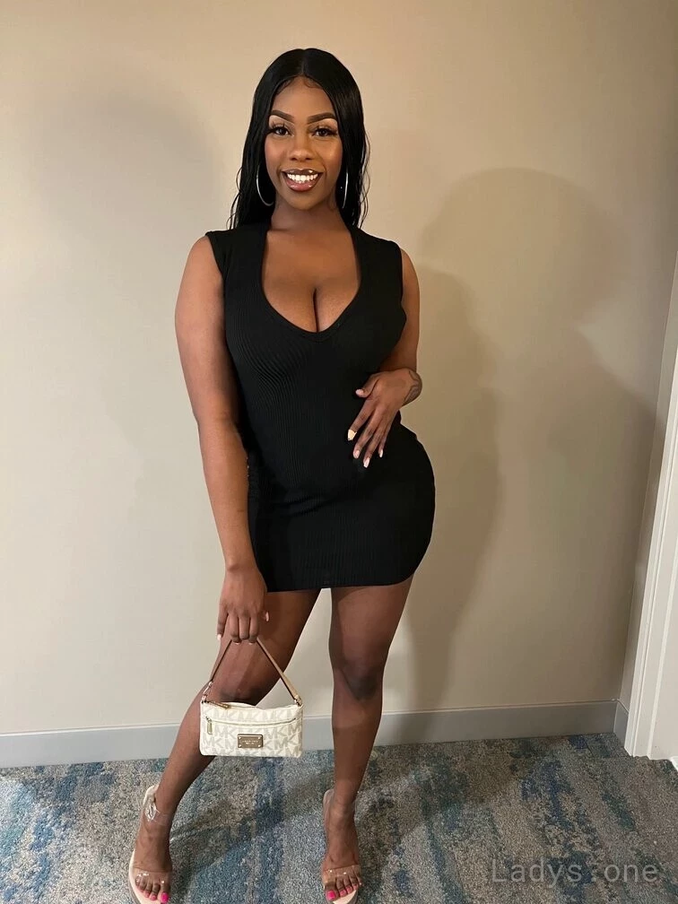 Emerald (23) – Call Girl & Independent Escort Service in Fargo - Gallery Photo 3