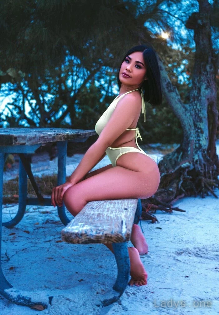 Mio Grace (23) – Call Girl & Independent Escort Service in Fargo - Gallery Photo 5