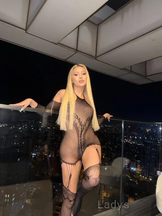Nikaha (22) – Call Girl & Independent Escort Service in Fethiye - Gallery Photo 4