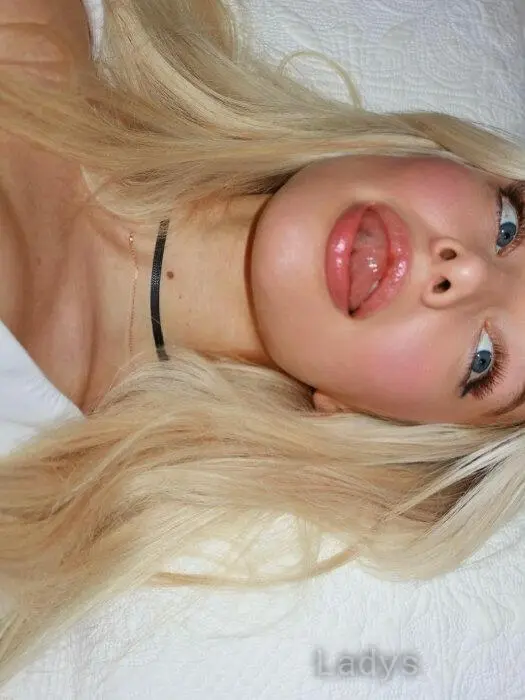 Meralyn (24) – Call Girl & Independent Escort Service in Fethiye - Gallery Photo 5