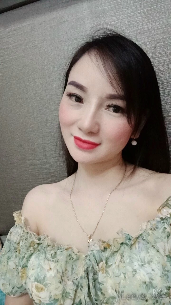 Kelly Tran (26) – Call Girl & Independent Escort Service in Al Finţās - Gallery Photo 5