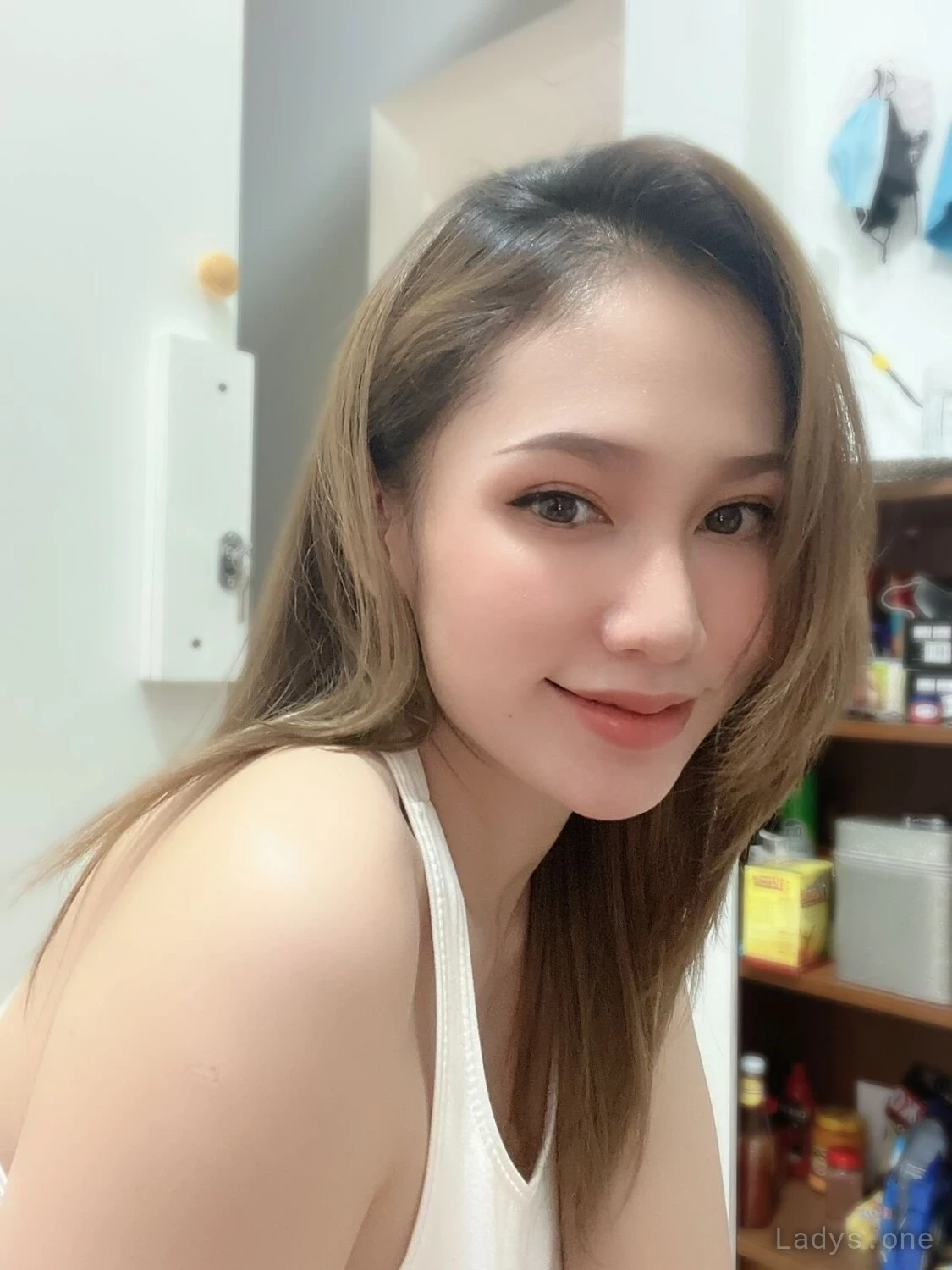 Mi (25) – Call Girl & Independent Escort Service in Al Finţās - Gallery Photo 6