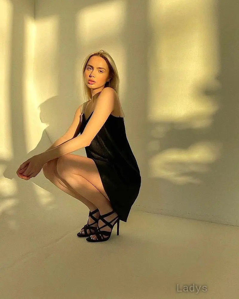 Diana (23) – Call Girl & Independent Escort Service in Firenze - Gallery Photo 5