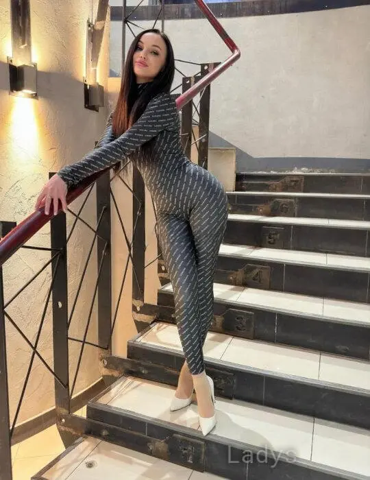 Alicia (26) – Call Girl & Independent Escort Service in Firenze - Gallery Photo 2