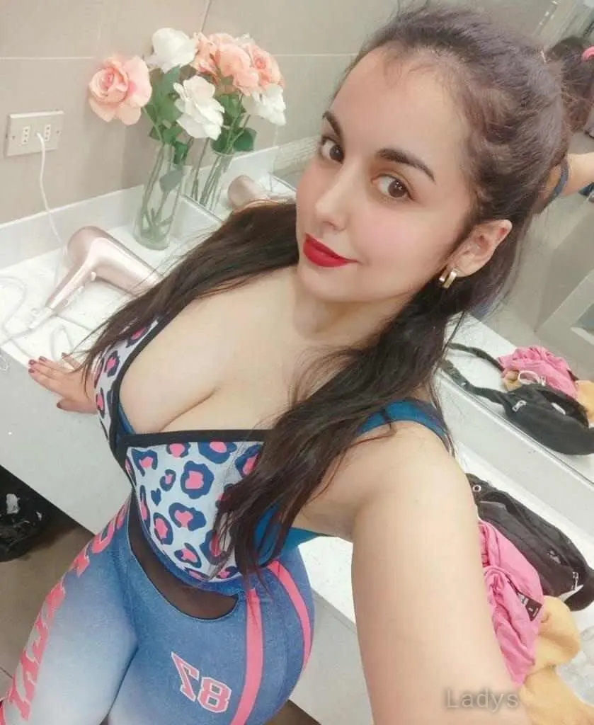 Victori (25) – Call Girl & Independent Escort Service in Flensburg - Gallery Photo 2