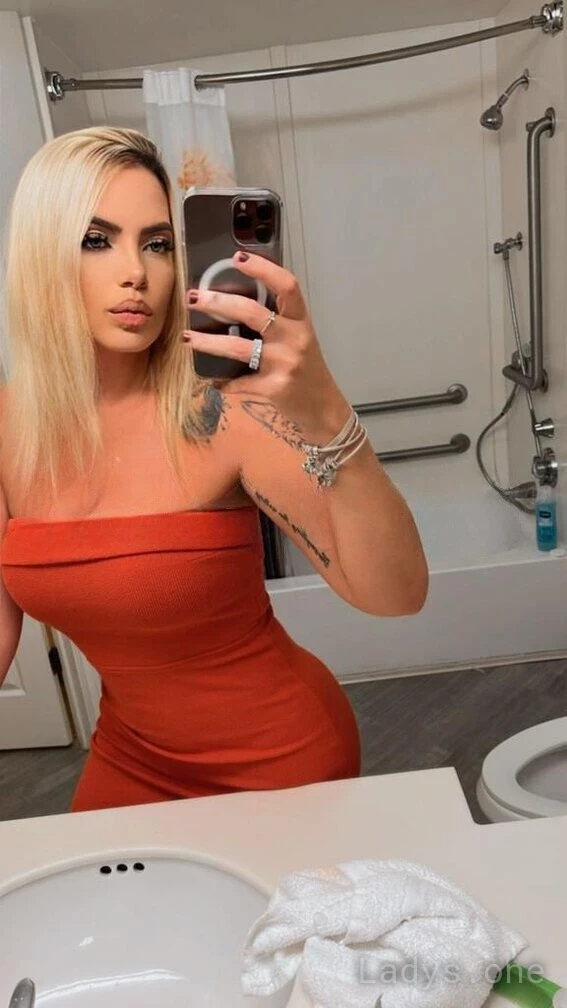 Vic Brazil (25) – Call Girl & Independent Escort Service in Flint - Gallery Photo 3