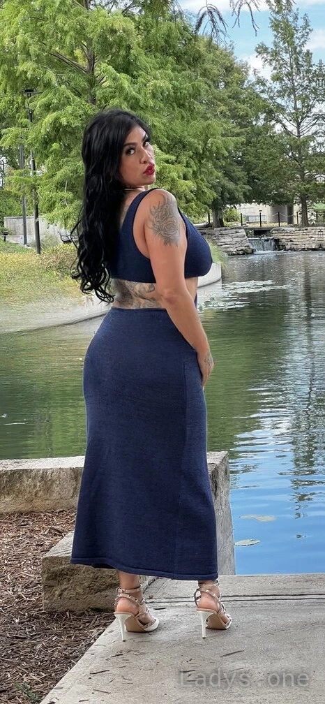 Raelyn (25) – Call Girl & Independent Escort Service in Flint - Gallery Photo 4