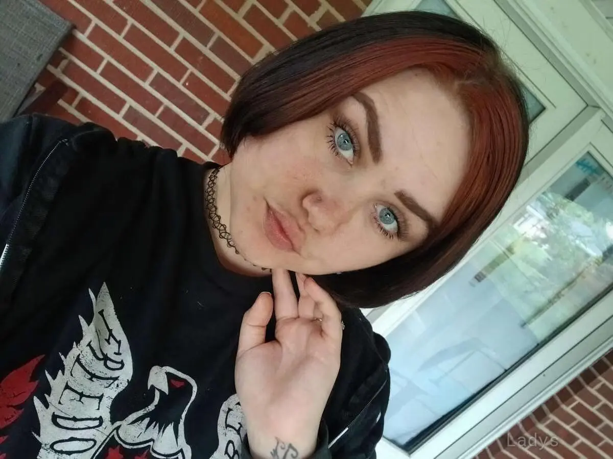Sammyxo (20) – Call Girl & Independent Escort Service in Fort Wayne - Gallery Photo 5