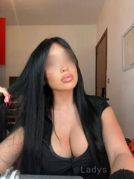 Parmela (28) – Call Girl & Independent Escort Service in Frederikshavn - Gallery Photo 4