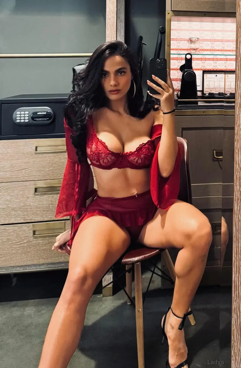 Emma (30) – Call Girl & Independent Escort Service in Fresno - Gallery Photo 5