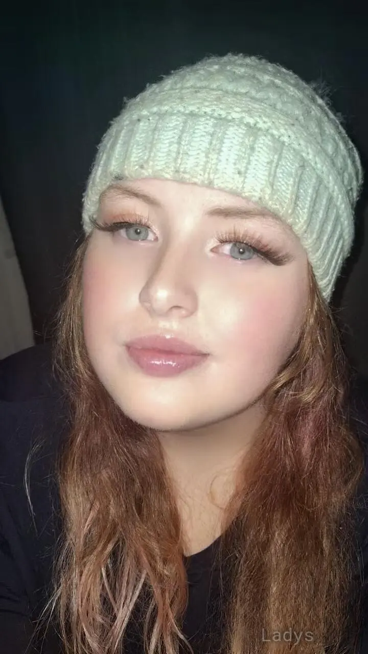 Starr (20) – Call Girl & Independent Escort Service in Fresno - Gallery Photo 5