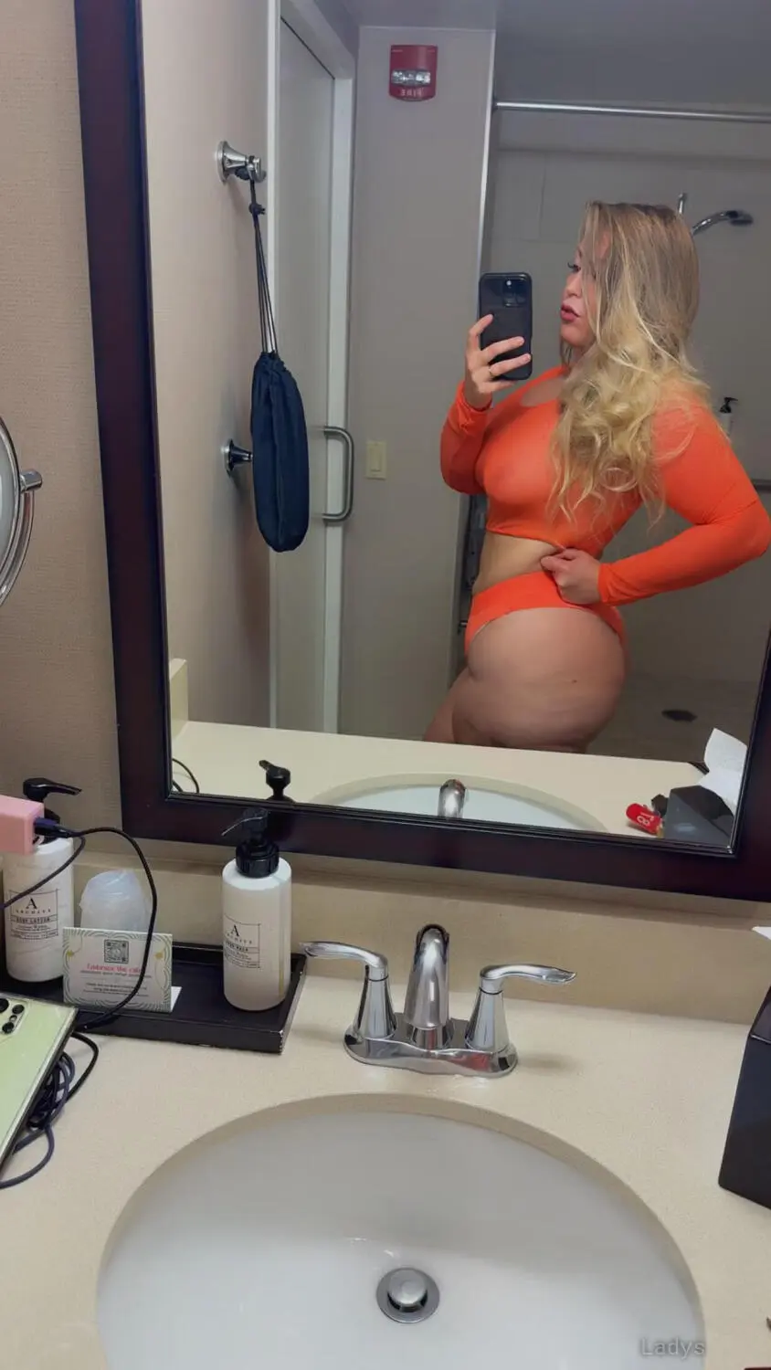 Krystal Kash (20) – Call Girl & Independent Escort Service in Fresno - Gallery Photo 3