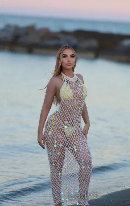 Megan (25) – Call Girl & Independent Escort Service in Fuengirola - Gallery Photo 2