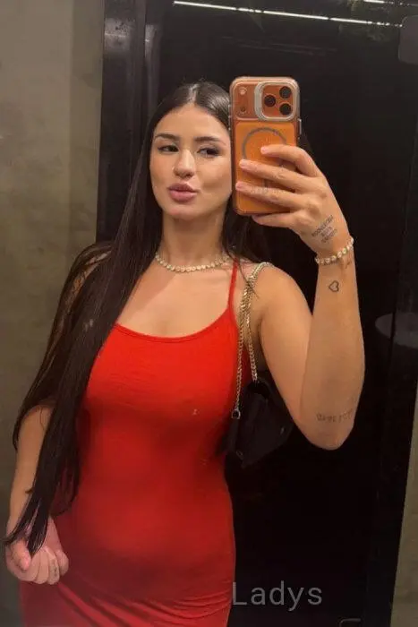 Maria Alice (19) – Call Girl & Independent Escort Service in Funchal - Gallery Photo 3