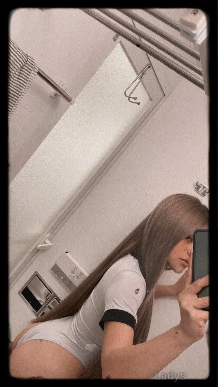 Mia (27) – Call Girl & Independent Escort Service in Fussa - Gallery Photo 3