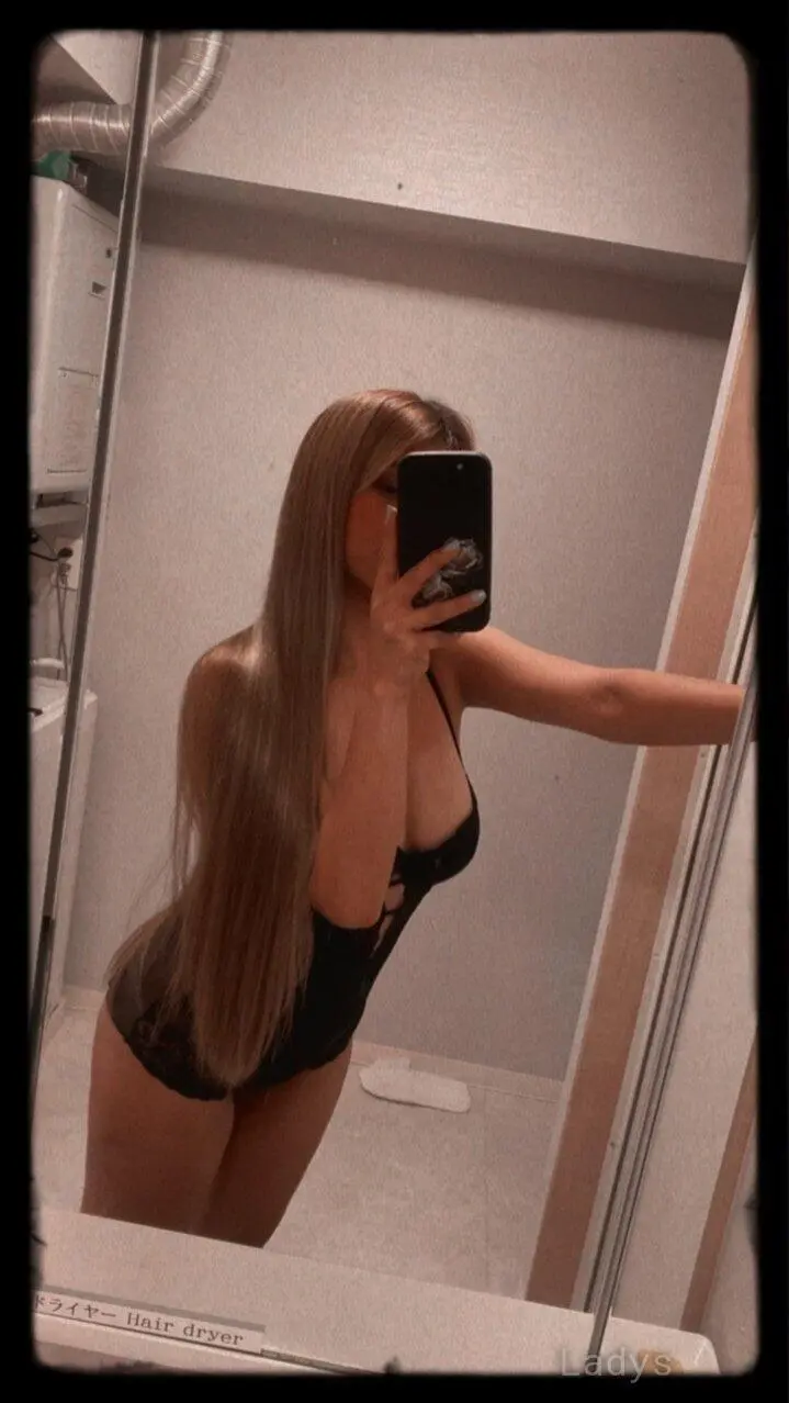 Mia (27) – Call Girl & Independent Escort Service in Fussa - Gallery Photo 5