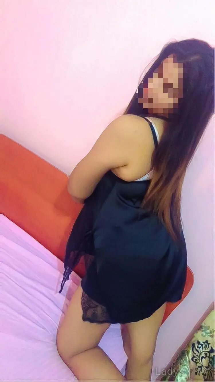 Shenu (25) – Call Girl & Independent Escort Service in Gampaha - Gallery Photo 7
