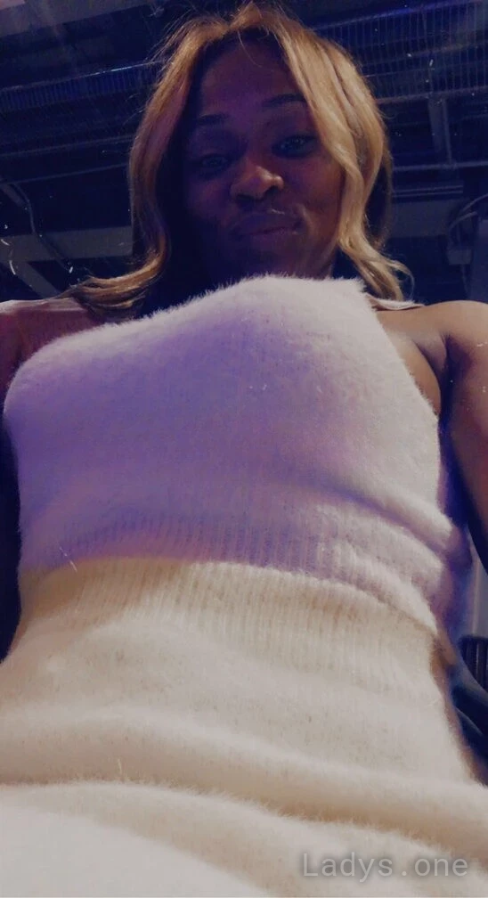 Staci (21) – Call Girl & Independent Escort Service in Gary - Gallery Photo 2