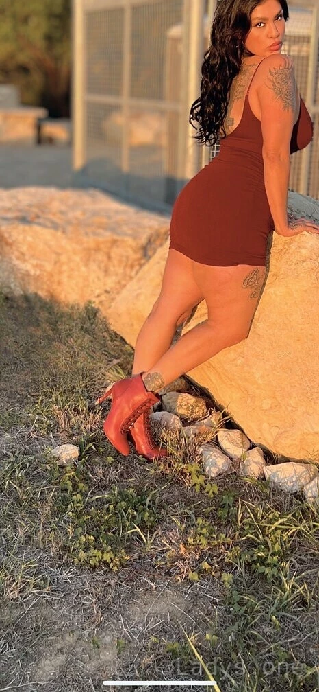 Raelyn Carrera (25) – Call Girl & Independent Escort Service in Gary - Gallery Photo 3