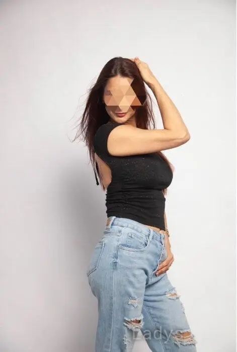 Ariana (37) – Call Girl & Independent Escort Service in Geneve - Gallery Photo 2