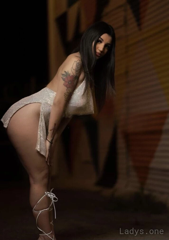 Paris (22) – Call Girl & Independent Escort Service in Georgetown - Gallery Photo 3