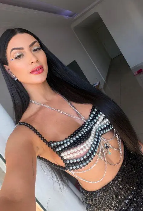 Julia Garcia (23) – Call Girl & Independent Escort Service in Glasgow - Gallery Photo 3