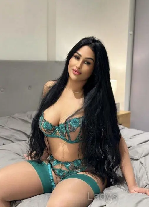 Sabrina (25) – Call Girl & Independent Escort Service in Glasgow - Gallery Photo 4