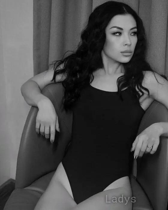 Alya (28) – Call Girl & Independent Escort Service in Glyfáda - Gallery Photo 5