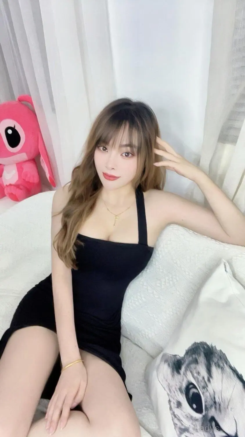 Miko (24) – Call Girl & Independent Escort Service in Golem - Gallery Photo 3