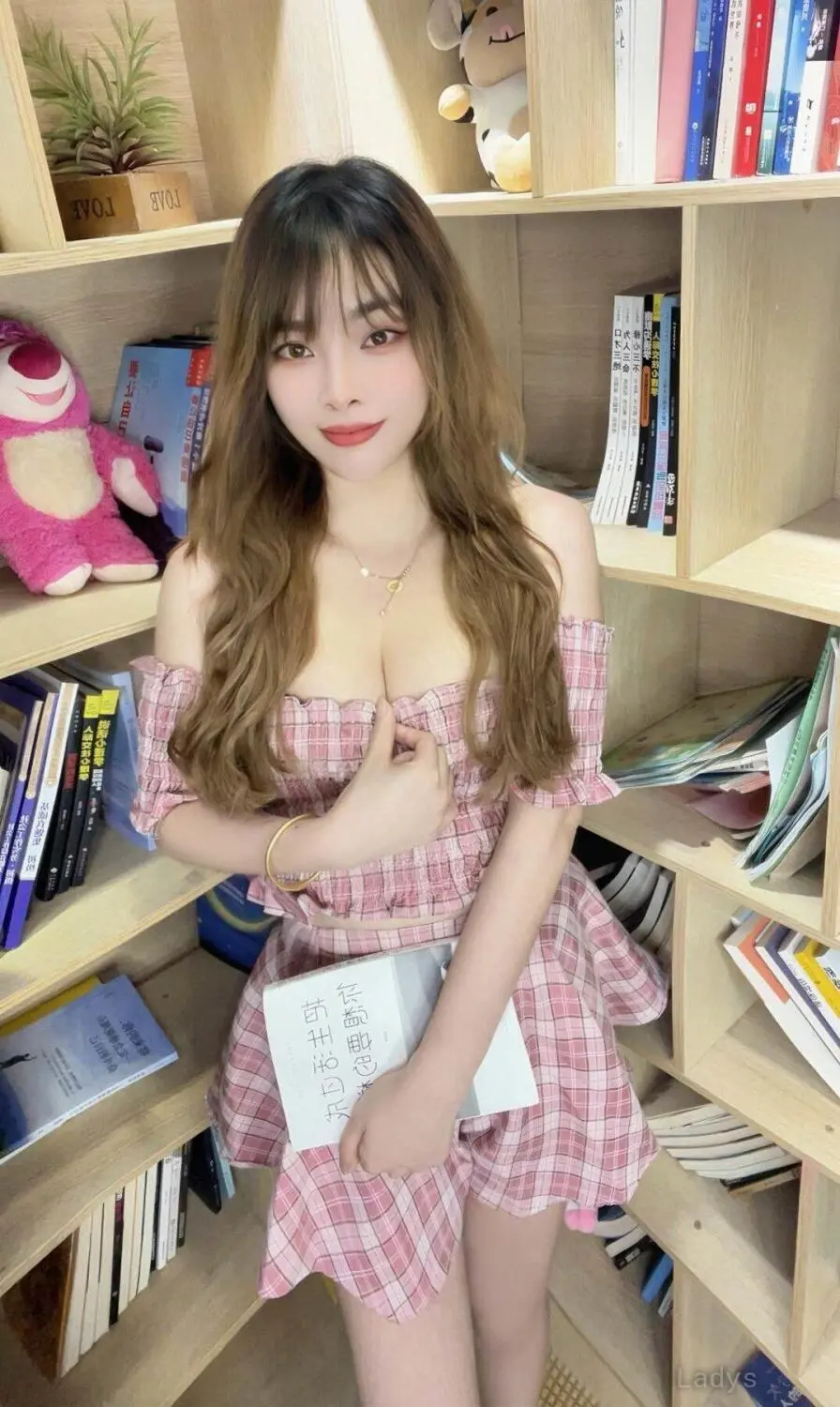 Miko (24) – Call Girl & Independent Escort Service in Golem - Gallery Photo 4