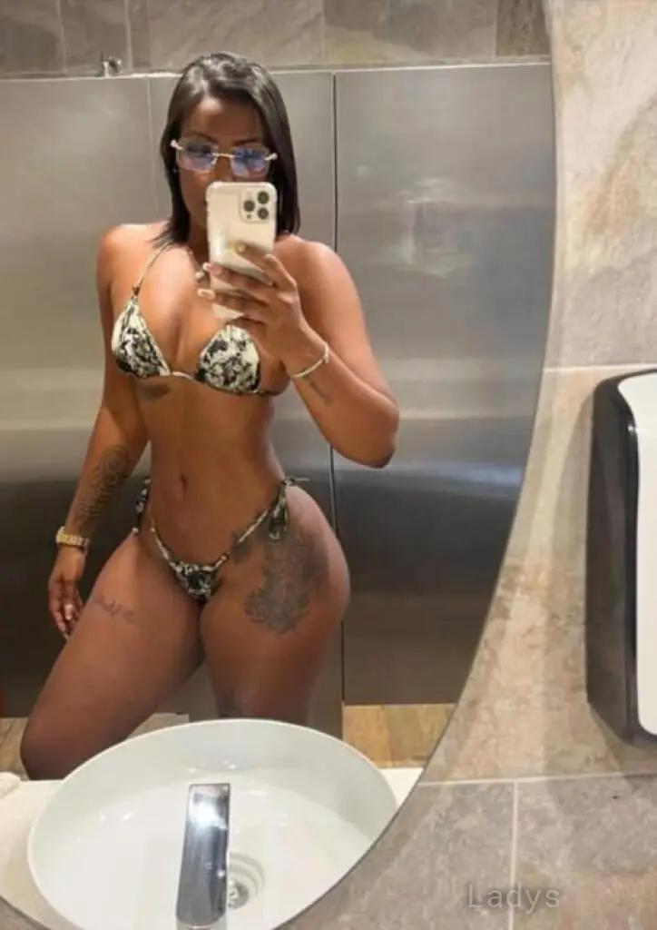 Lucy (22) – Call Girl & Independent Escort Service in Gozo - Gallery Photo 3