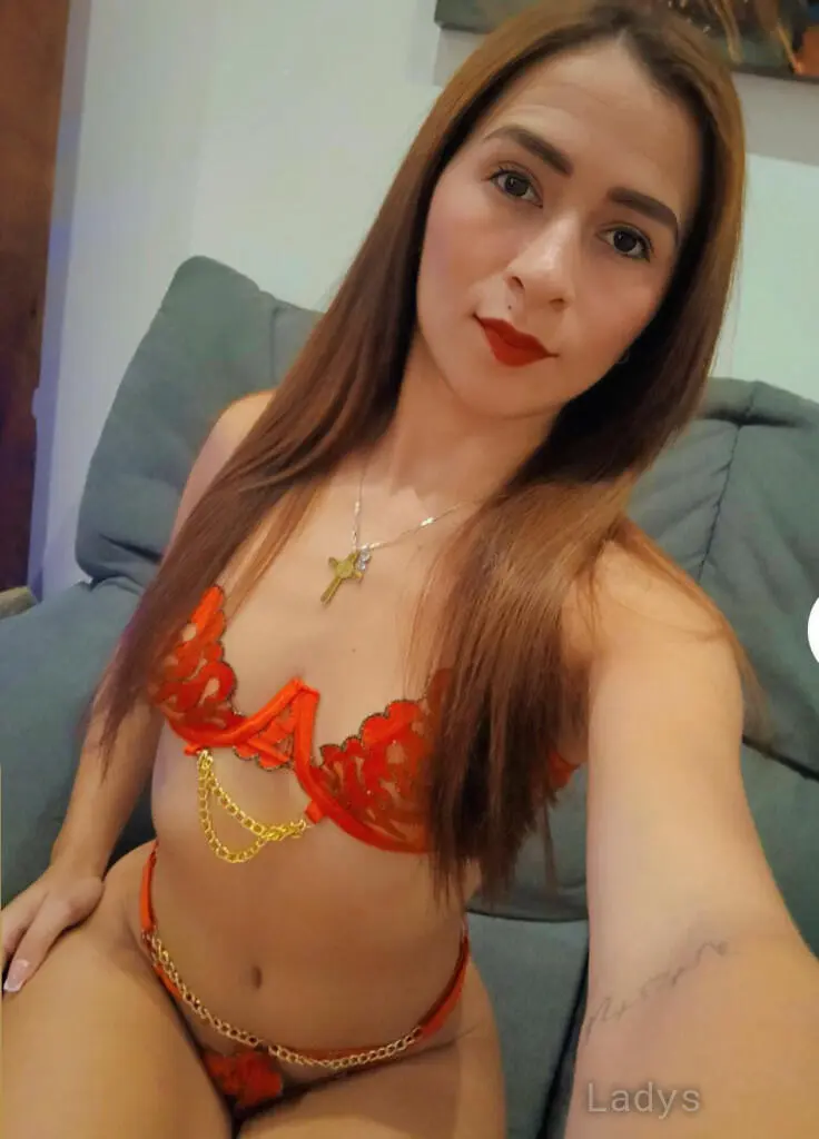Noa (26) – Call Girl & Independent Escort Service in Gozo - Gallery Photo 8
