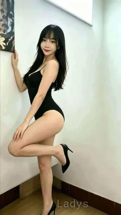 Mia (25) – Call Girl & Independent Escort Service in Graz - Gallery Photo 4