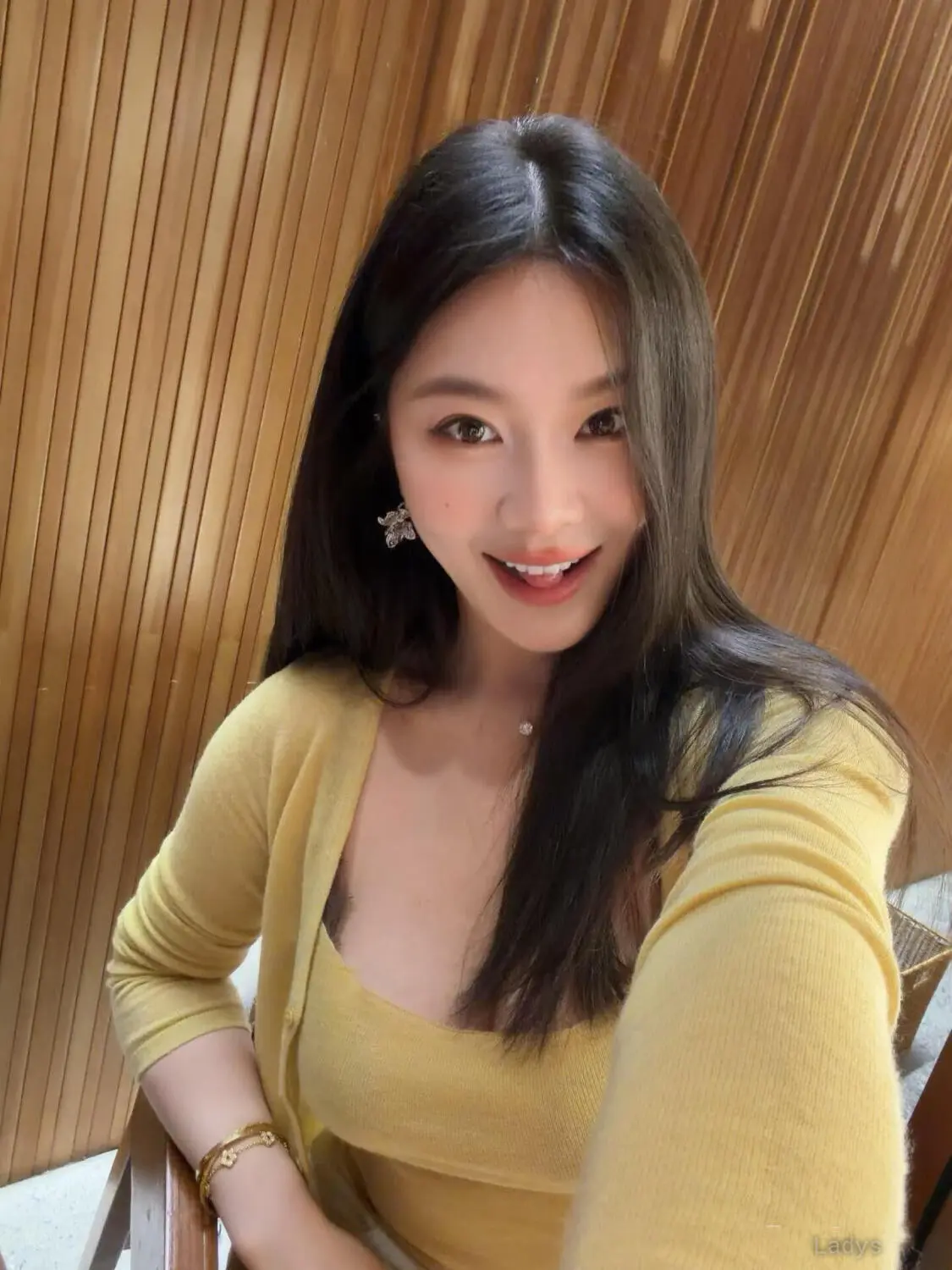Tracy (27) – Call Girl & Independent Escort Service in Guangzhou - Gallery Photo 5