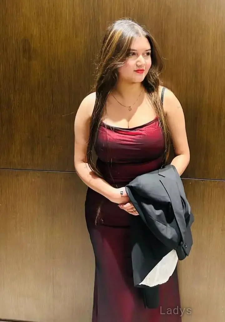 Divya (23) – Call Girl & Independent Escort Service in Gurgaon - Gallery Photo 2