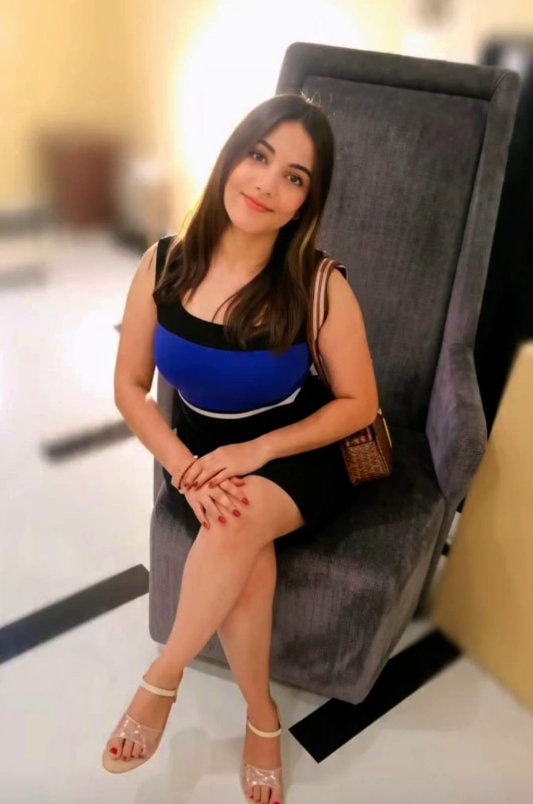 Pihu (22) – Call Girl & Independent Escort Service in Gurgaon - Gallery Photo 2