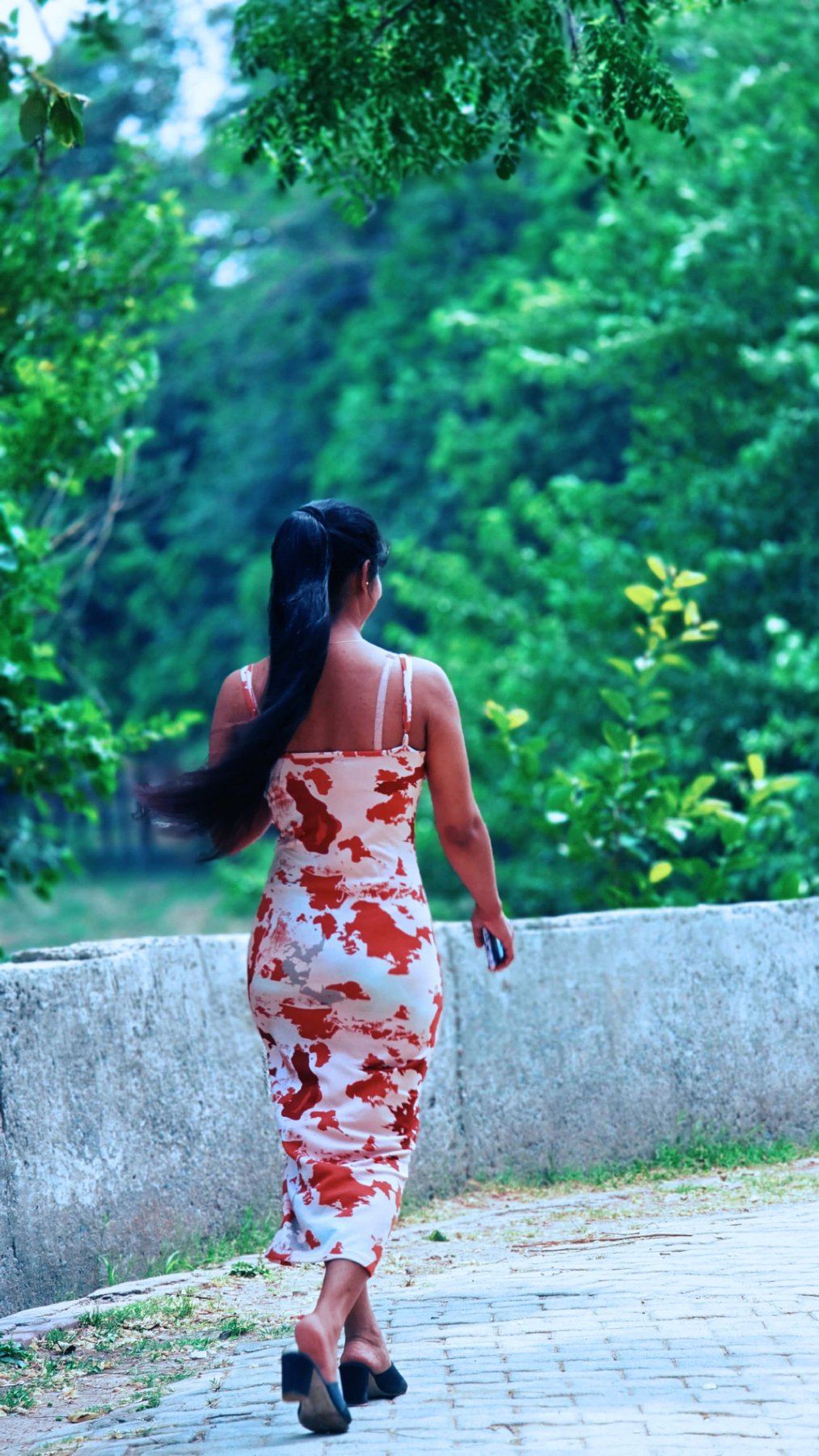 Shivani (22) – Call Girl & Independent Escort Service in Gurgaon - Gallery Photo 2