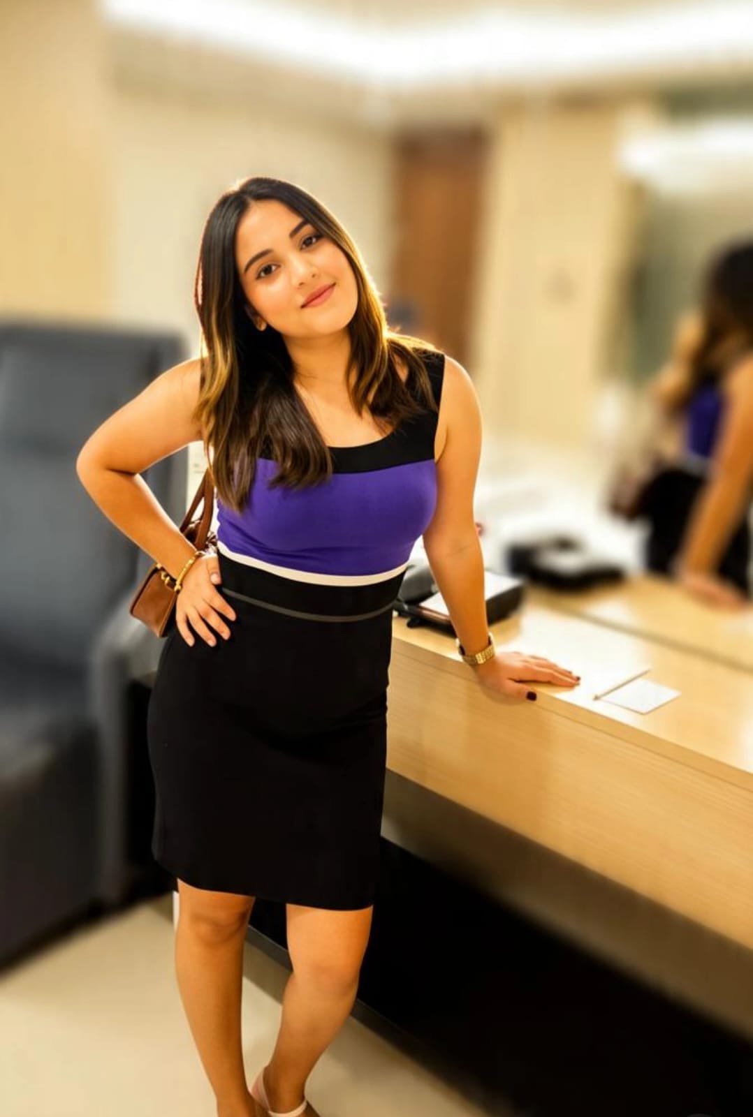 Pihu (22) – Call Girl & Independent Escort Service in Gurgaon - Gallery Photo 4