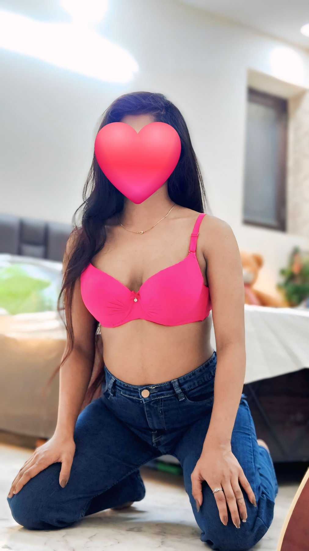 Shivani (22) – Call Girl & Independent Escort Service in Gurgaon - Gallery Photo 6