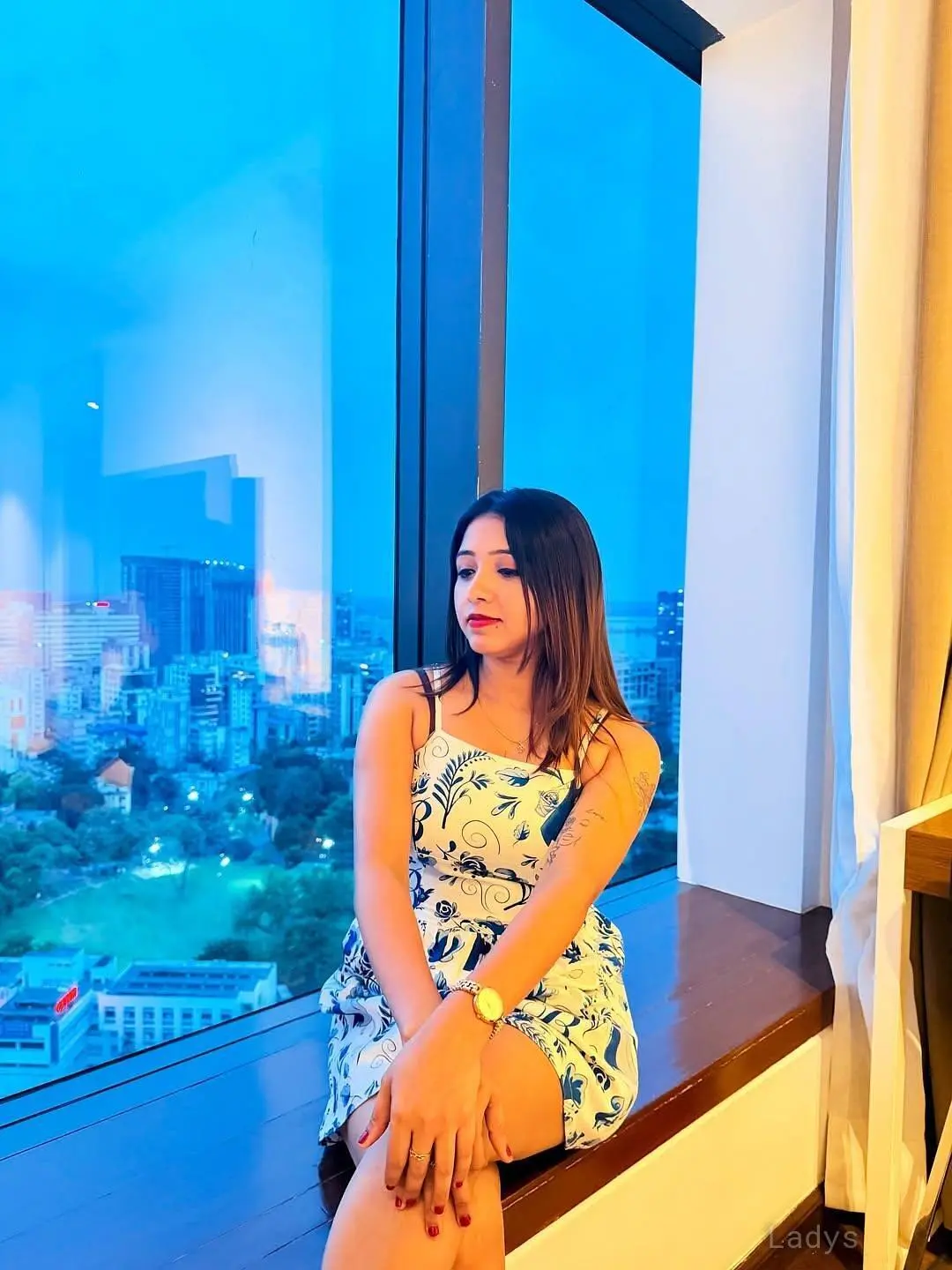 Harshita (23) – Call Girl & Independent Escort Service in Guwahati - Gallery Photo 5