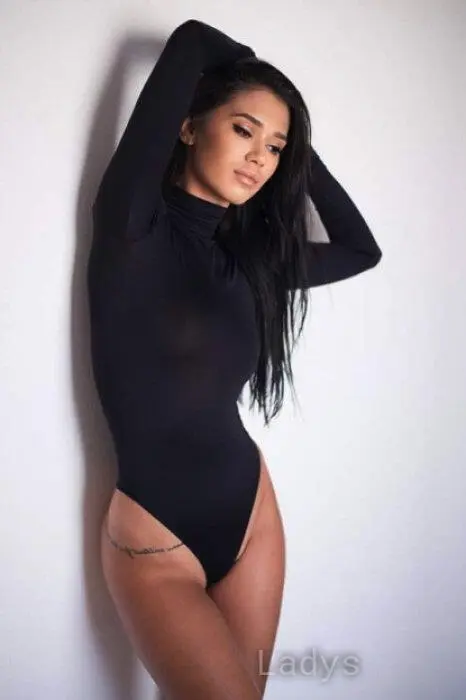 Amy (27) – Call Girl & Independent Escort Service in Haarlem - Gallery Photo 2