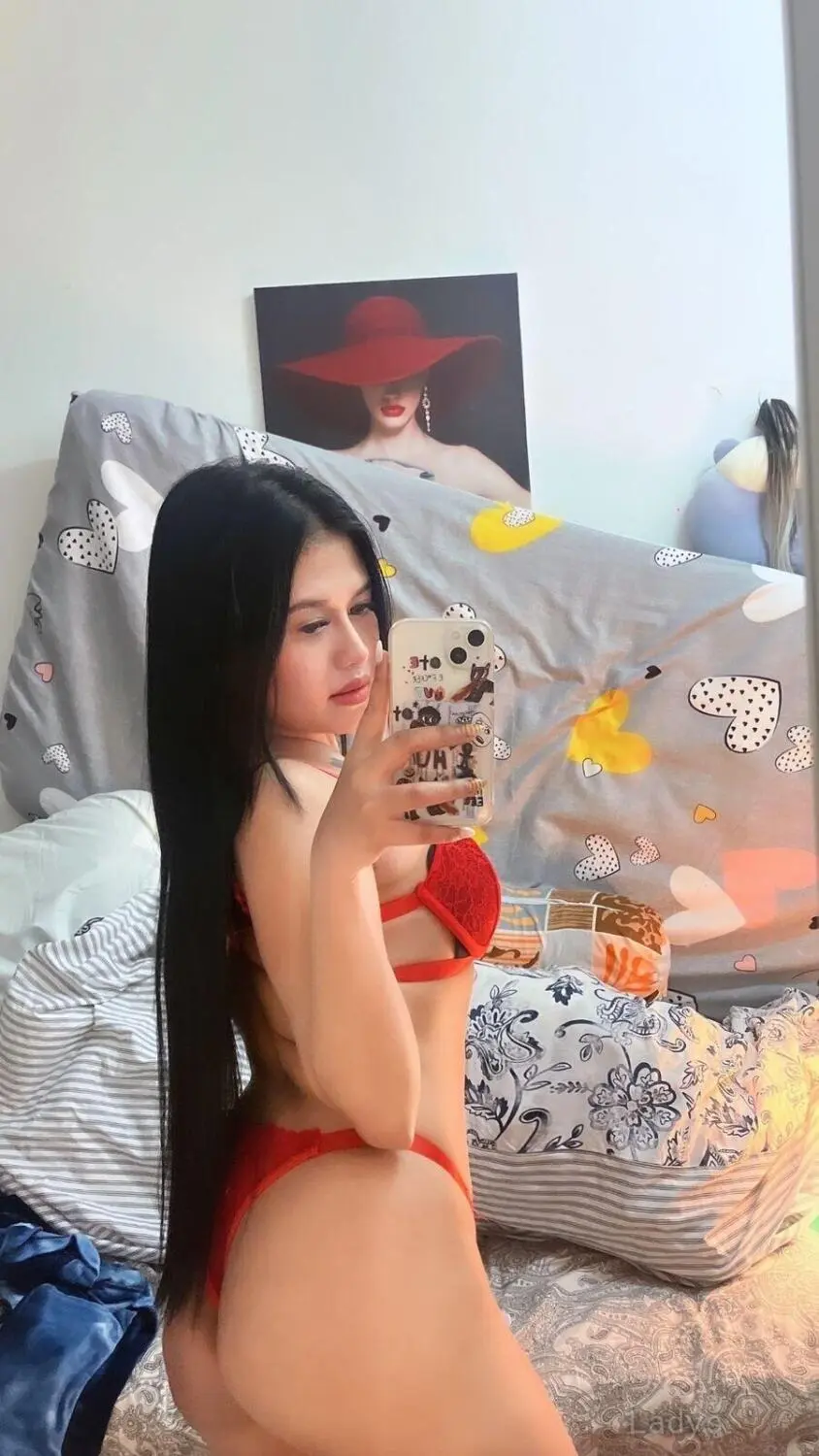 Yana (22) – Call Girl & Independent Escort Service in Hadera - Gallery Photo 3