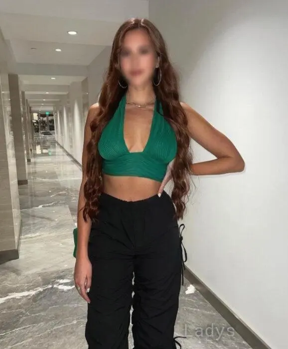Brenda (23) – Call Girl & Independent Escort Service in Hamburg - Gallery Photo 2