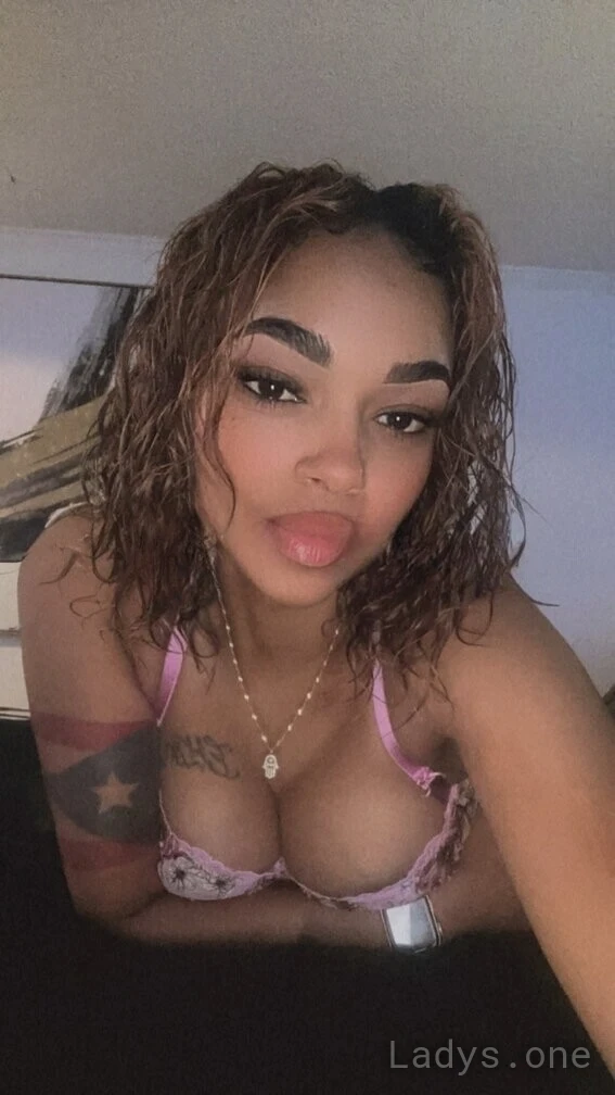 Rayne (26) – Call Girl & Independent Escort Service in Hammond - Gallery Photo 3