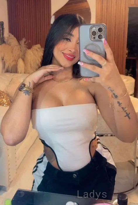 Andrea (25) – Call Girl & Independent Escort Service in Hamrun - Gallery Photo 5