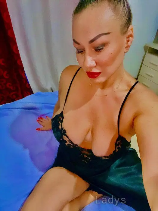 Hanna (36) – Call Girl & Independent Escort Service in Hamrun - Gallery Photo 2