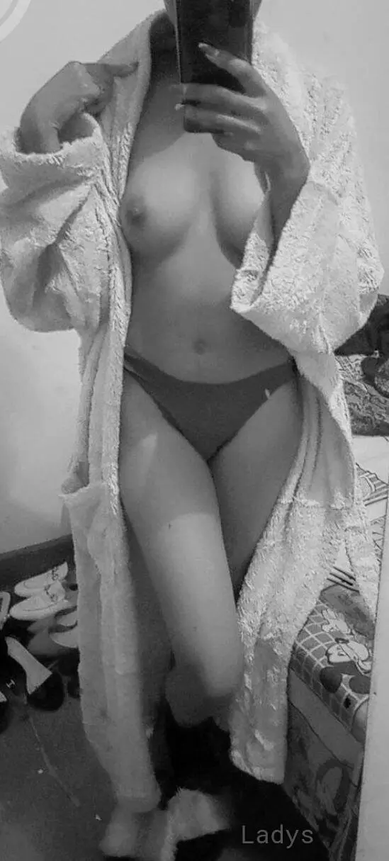 Ruby (24) – Call Girl & Independent Escort Service in Haora - Gallery Photo 7